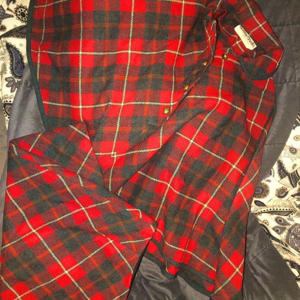 Vintage Bobbie Brooks.. Cape coat with skirt . Fits like. 1-2 small